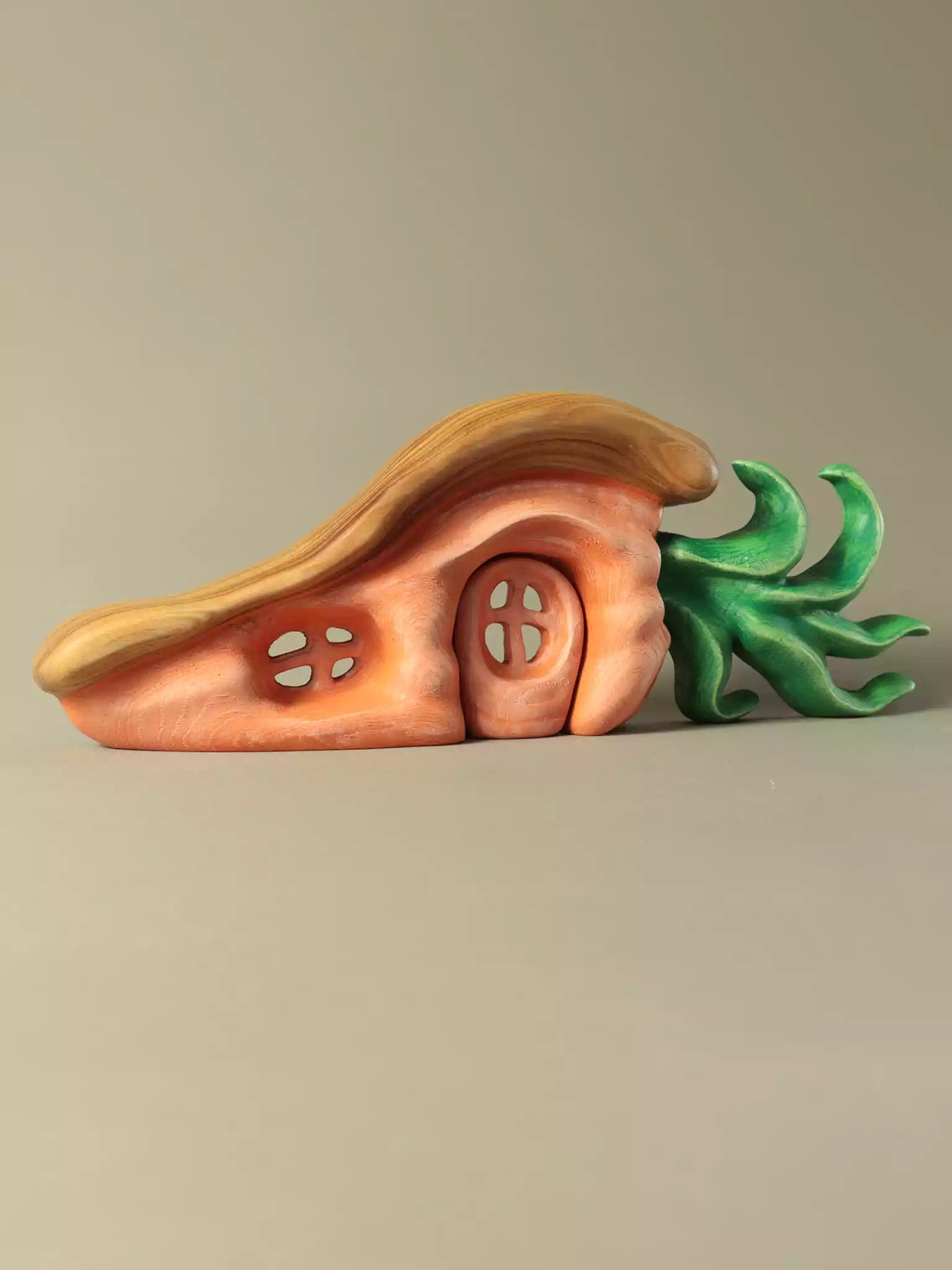 Wooden carrot toy house woodland animal home