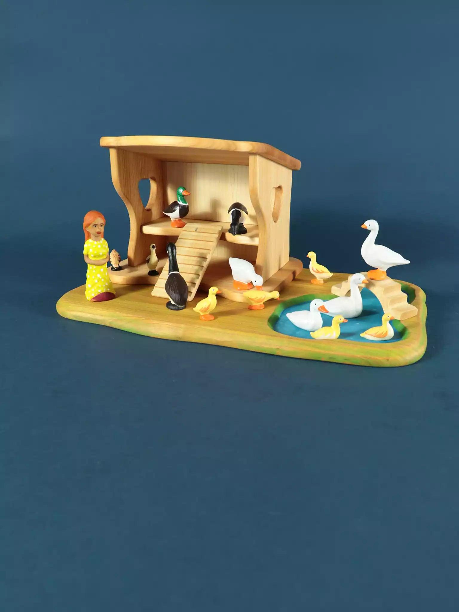 Handmade Wooden Chicken Coop - Noelino Toys
