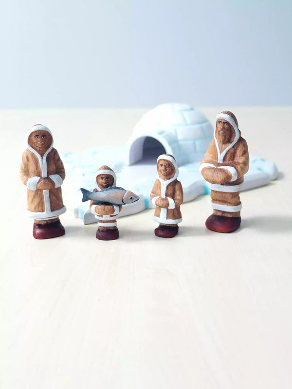 Inuit Eskimo Figurine - Family of Four - Noelino Toys