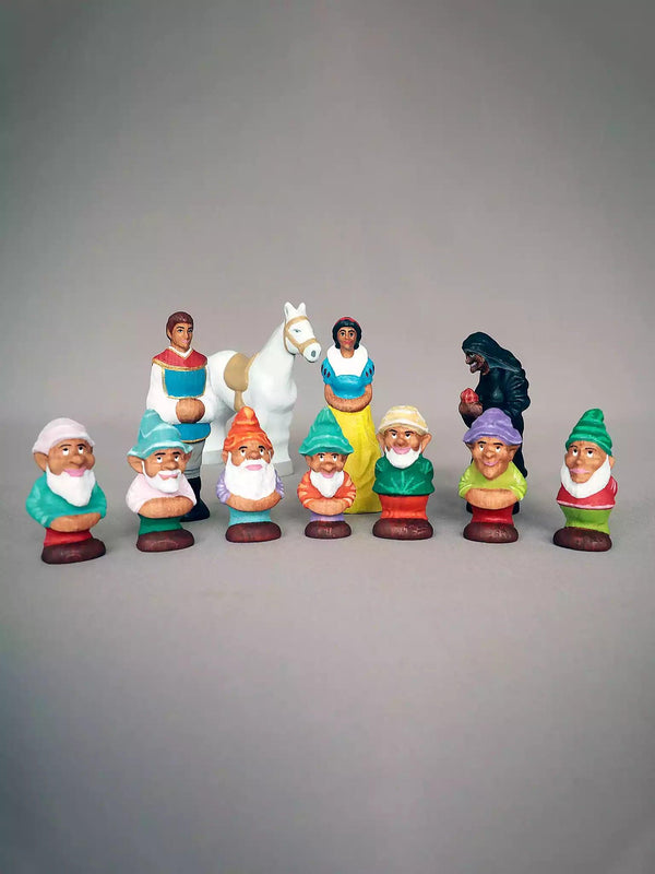 Snow White & Seven Dwarfs Toy Set - Noelino Toys