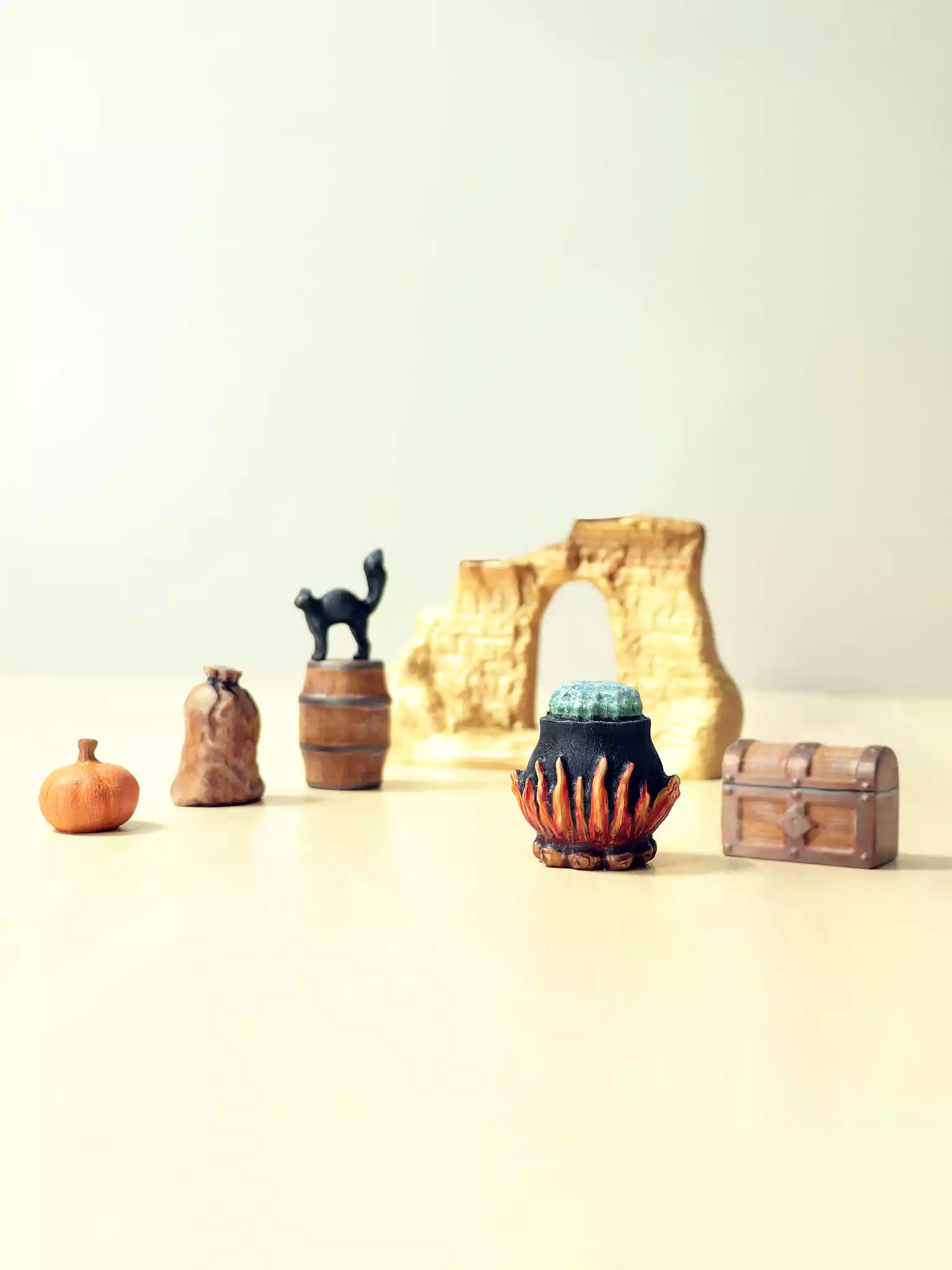 Hand-Painted Wooden Halloween Scene Accessories Set

