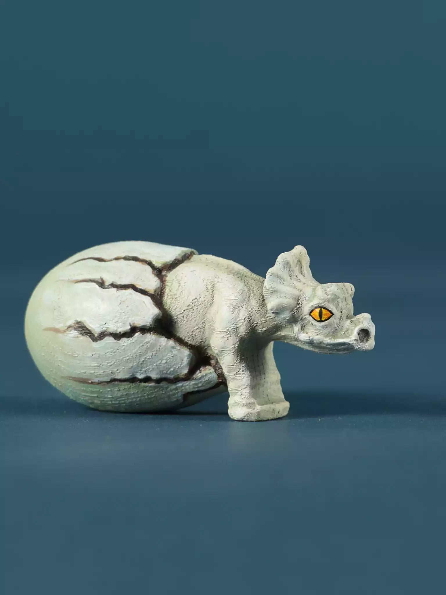 Wood Hatching Dinosaur Egg - Triceratops