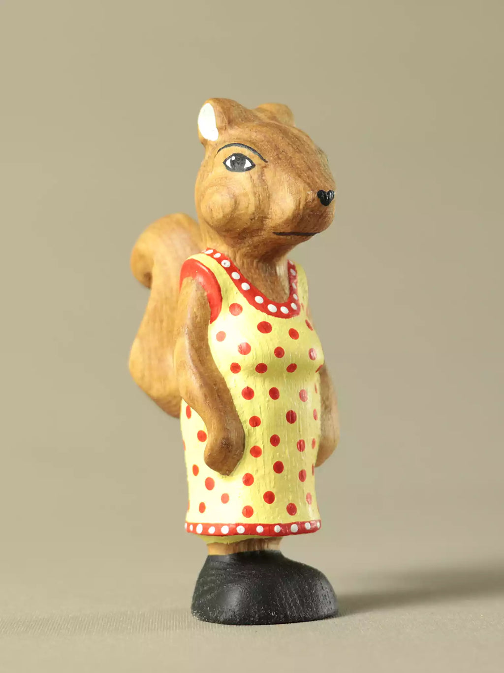 Montessori wooden squirrel animal toy