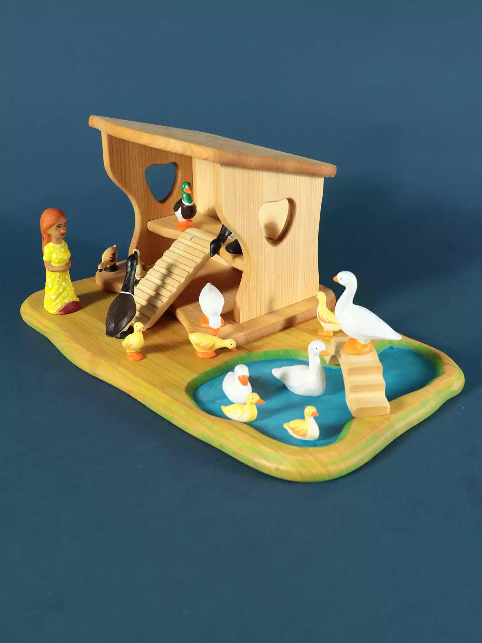 Handmade Wooden Chicken Coop - Noelino Toys