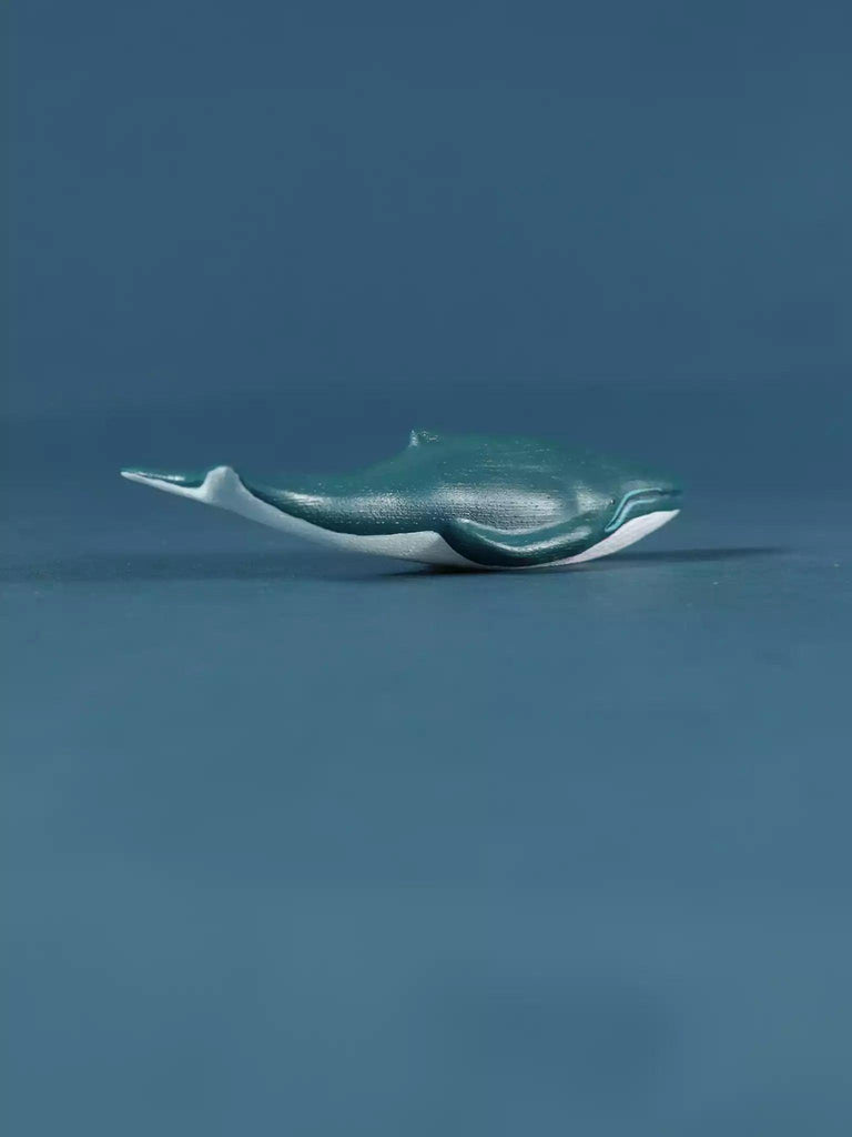 Wooden Blue Whale Collectible Toy Figurine - Noelino Toys