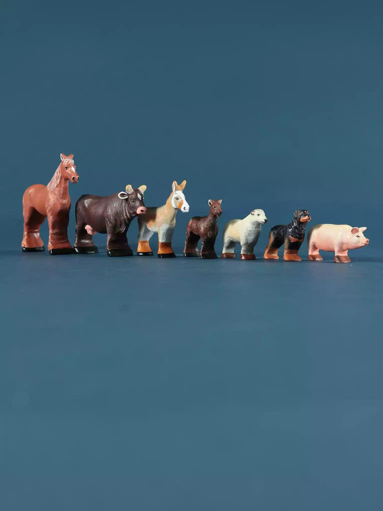 Wooden Farm Animals Collectible Toy Set Noelino Toys