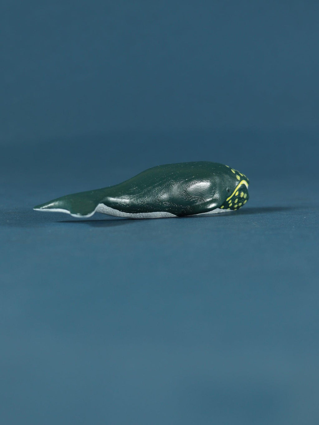 Wooden Right Whale Collectible Toy Figurine - Noelino Toys