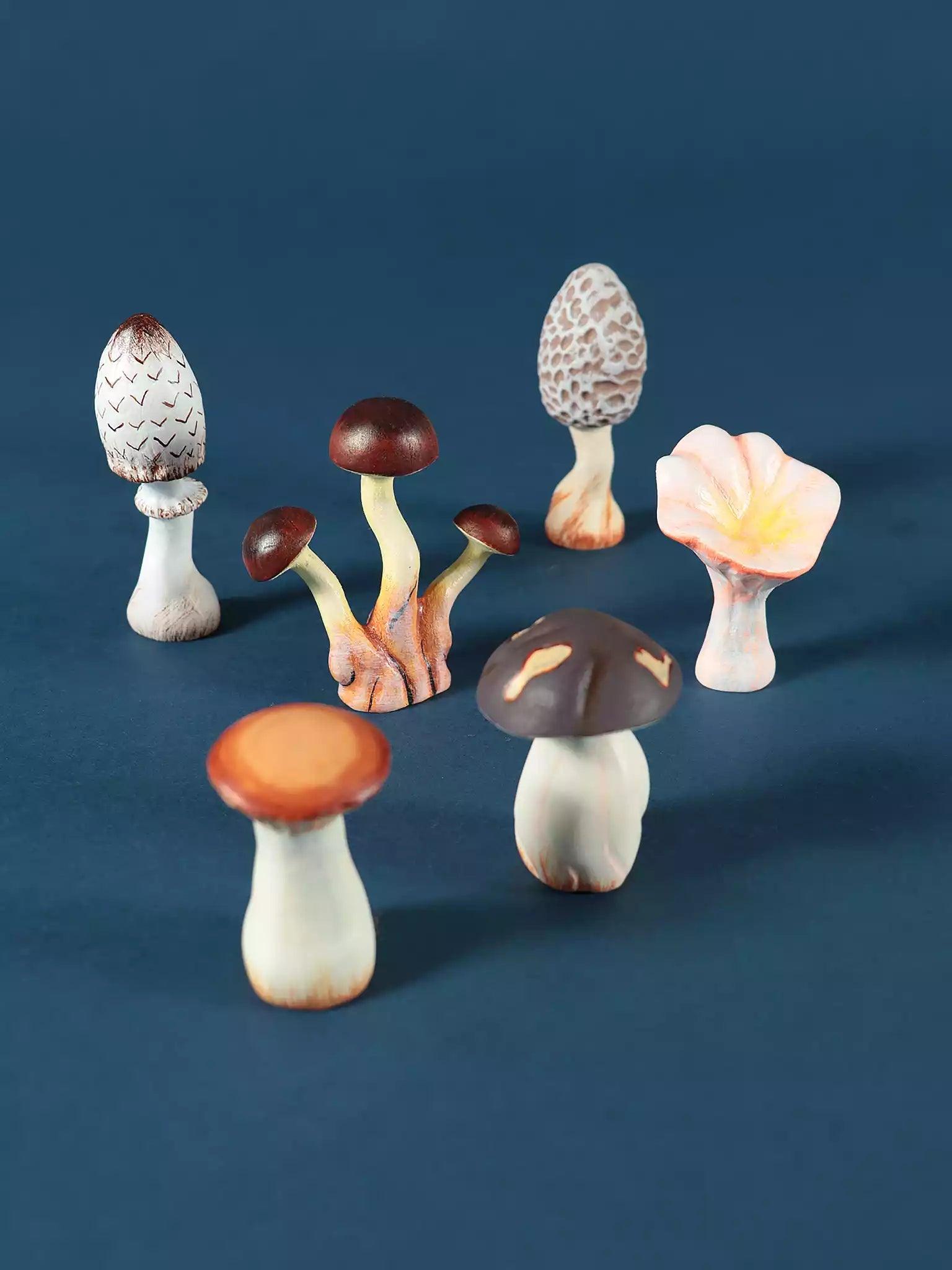 Carved Mushrooms - Wooden Toy Set - Noelino Toys