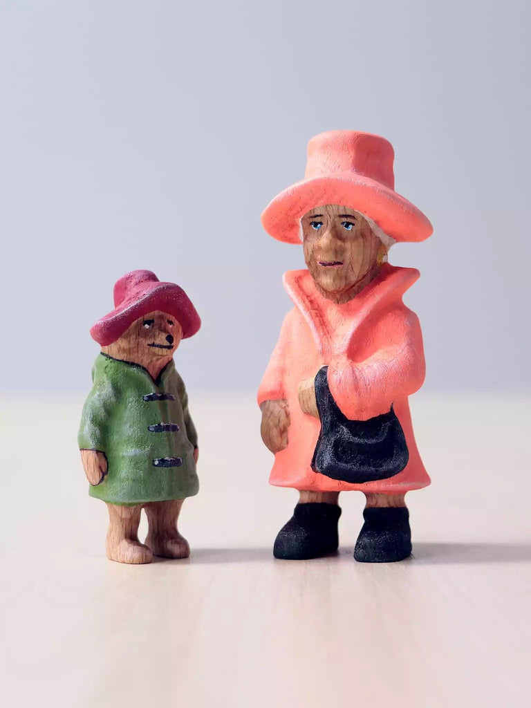 Queen Elizabeth and Bear Pair - Noelino Toys