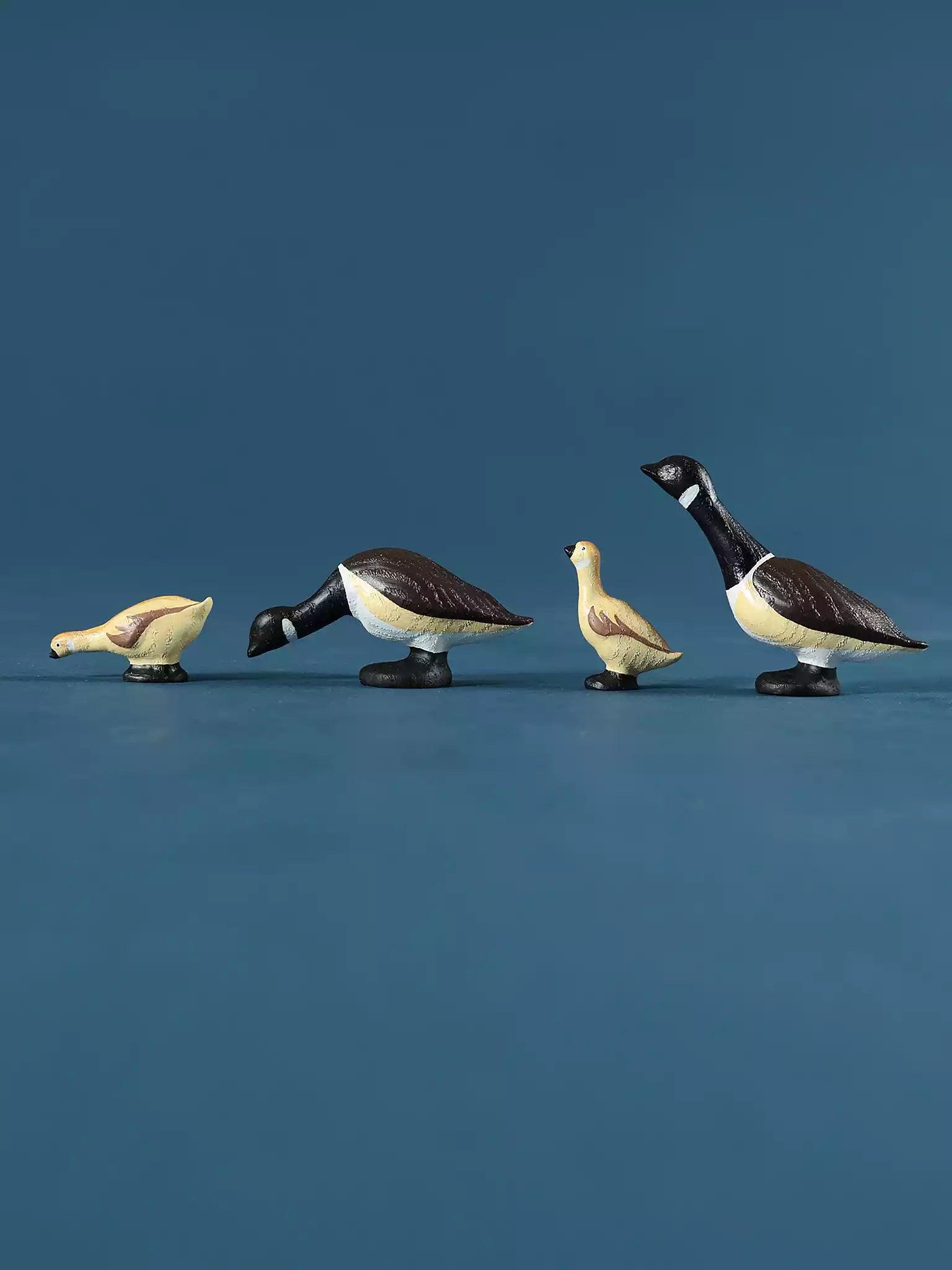 Wooden Canadian Goose Toy - Family of Four - Noelino Toys