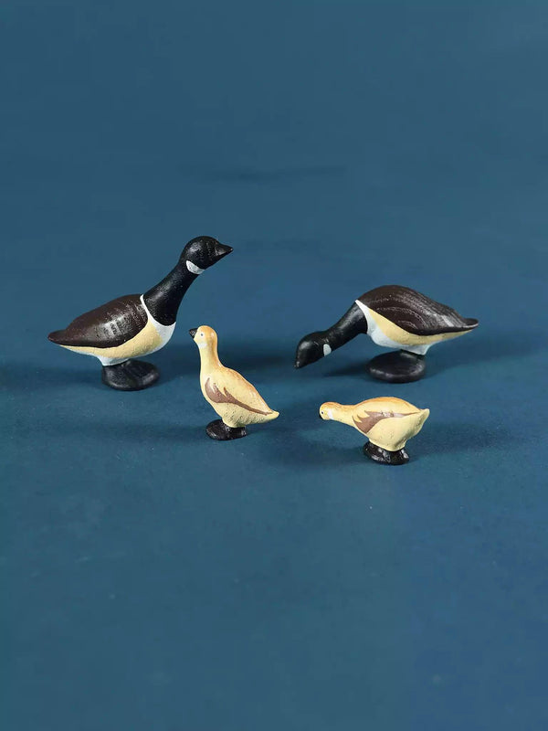 Wooden Canadian Goose Toy - Family of Four - Noelino Toys