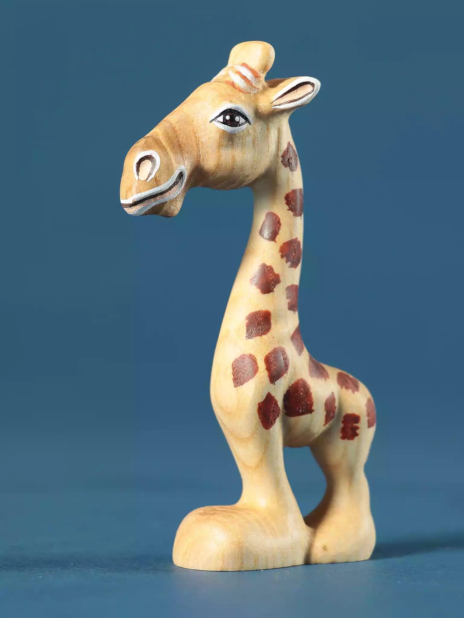 Wooden Giraffe Toy - Cartoon Character for Toddlers - Noelino Toys