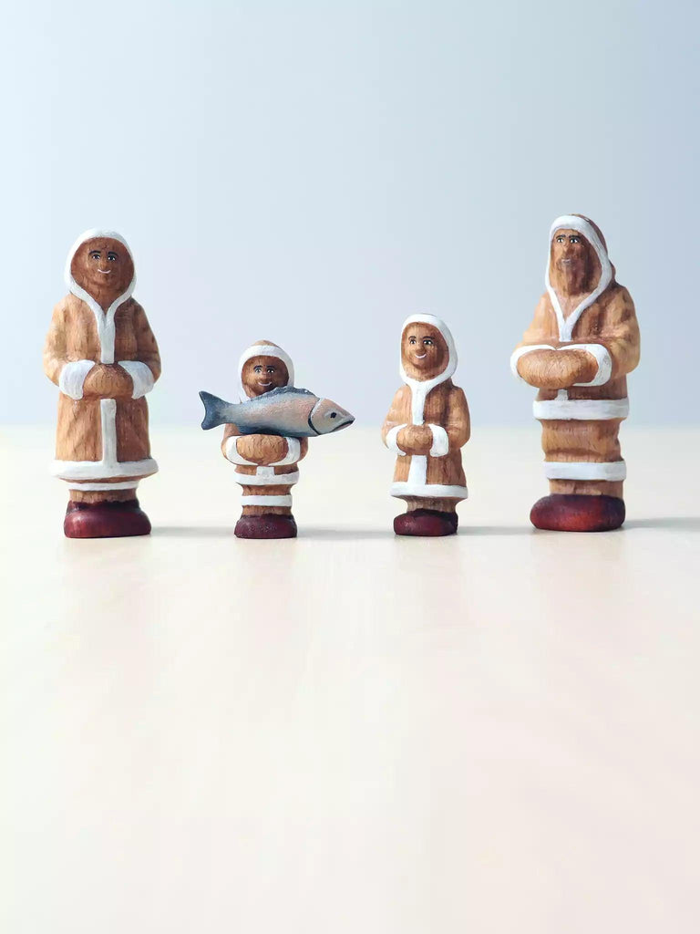 Wooden Inuit People Toy - Large Set - Noelino Toys