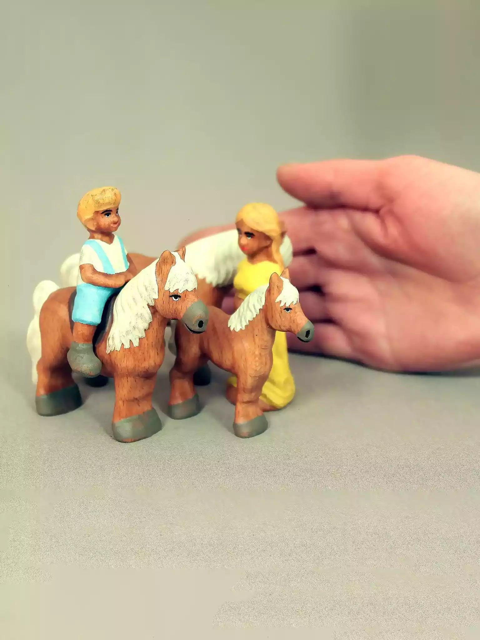 Wooden Paddock Pony Land Set - Noelino Toys