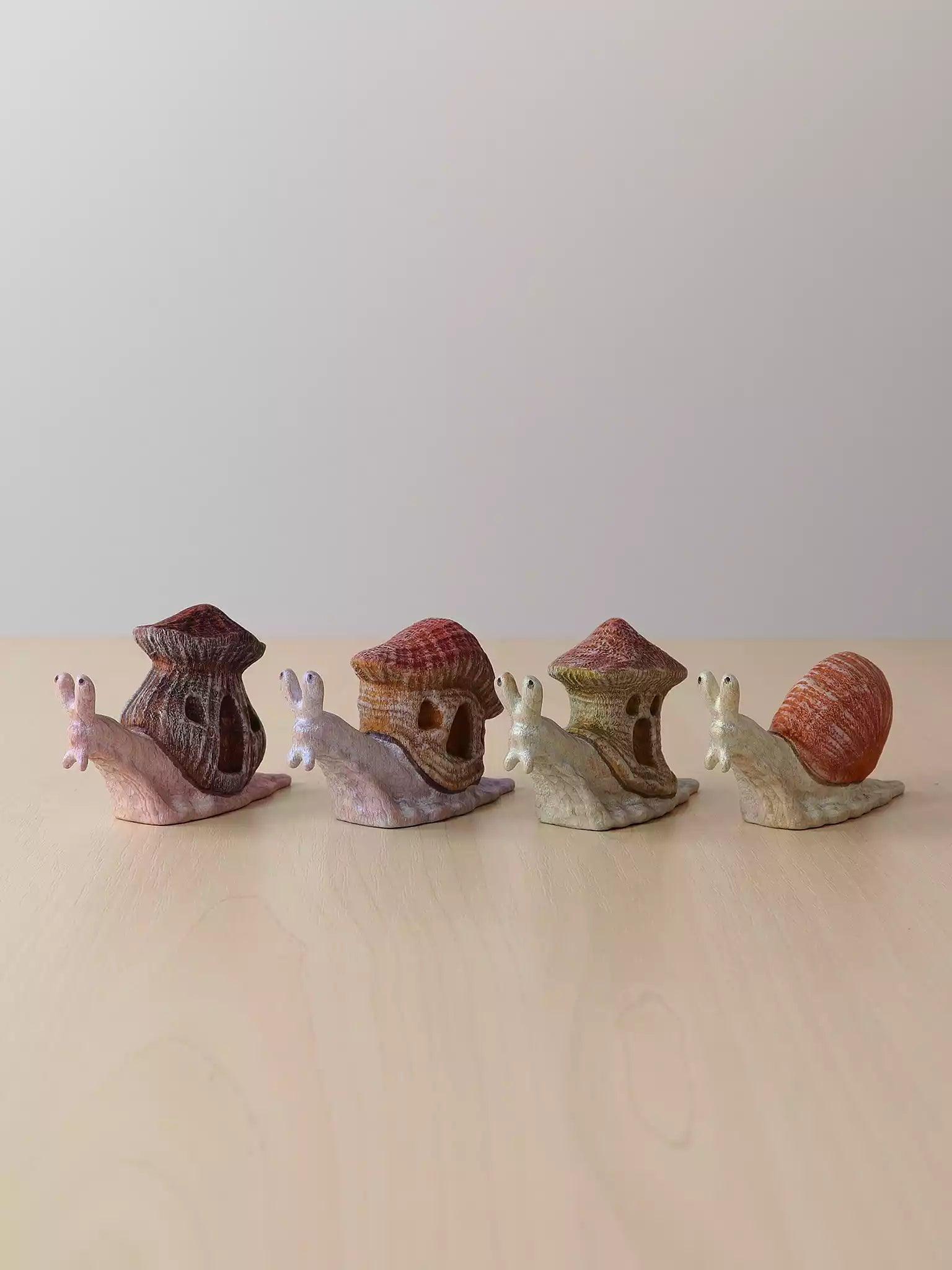 Wooden Snail & Tree Stump Set - Noelino Toys