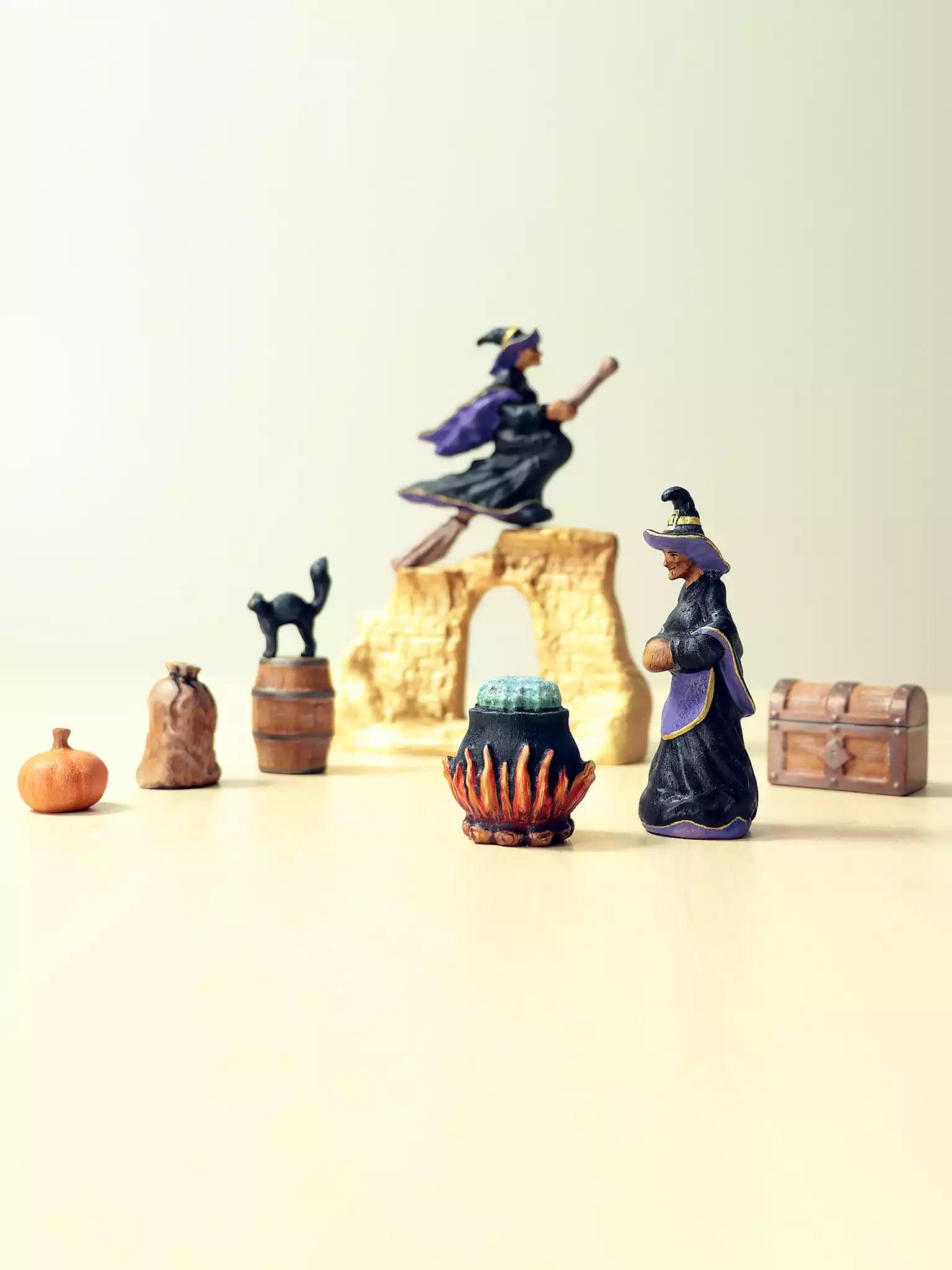 Wooden Witch Figurines & Setup - Noelino Toys